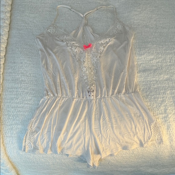 Sleep White Lace Trim Romper - Picture 1 of 4